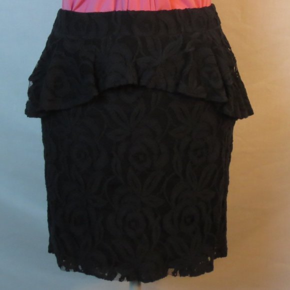New INC Mini Skirt 80s Vintage Black Rose Lace Peplum Evening Clubbing Size 4 - Picture 1 of 14